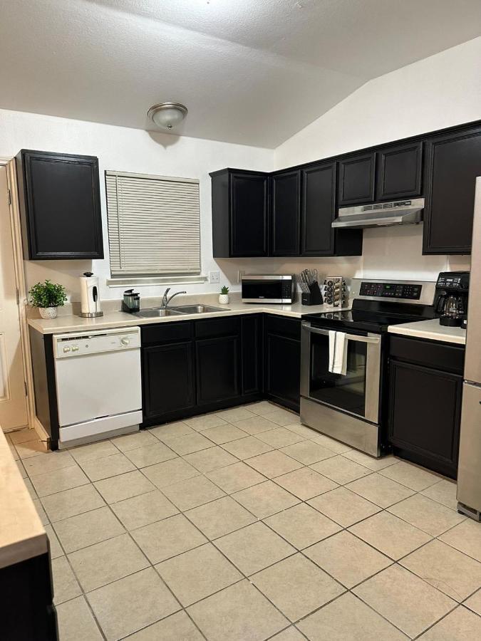 Сasa de vacaciones New Remodel - Close To Sea World- Family Friendly San Antonio